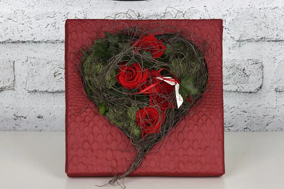 Рози вечно сърце