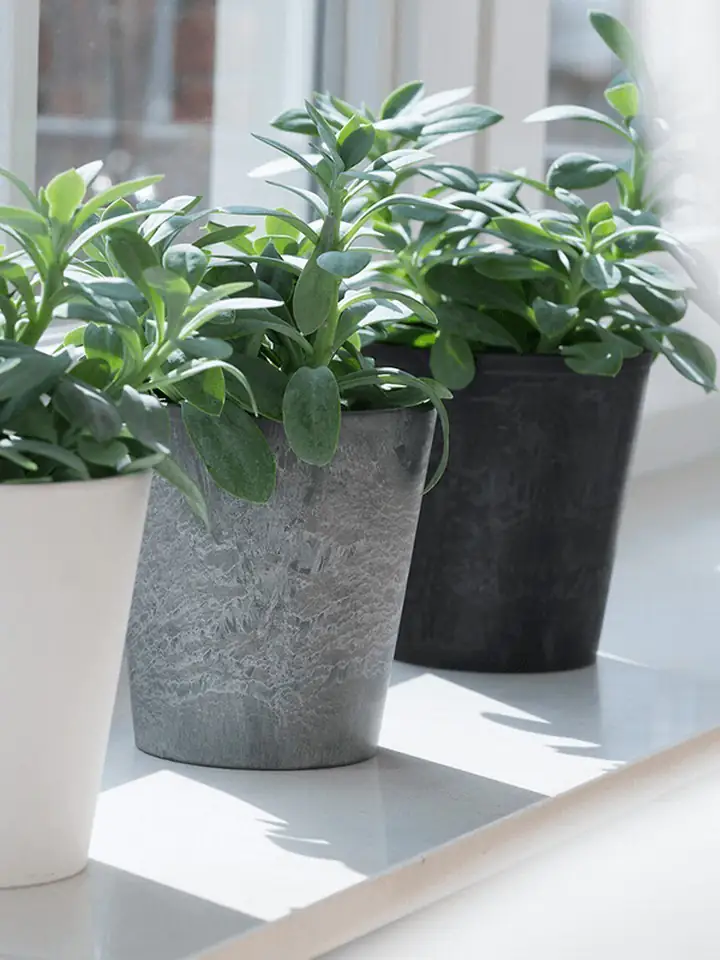 Artstone Round black 17 H15 - Image 2